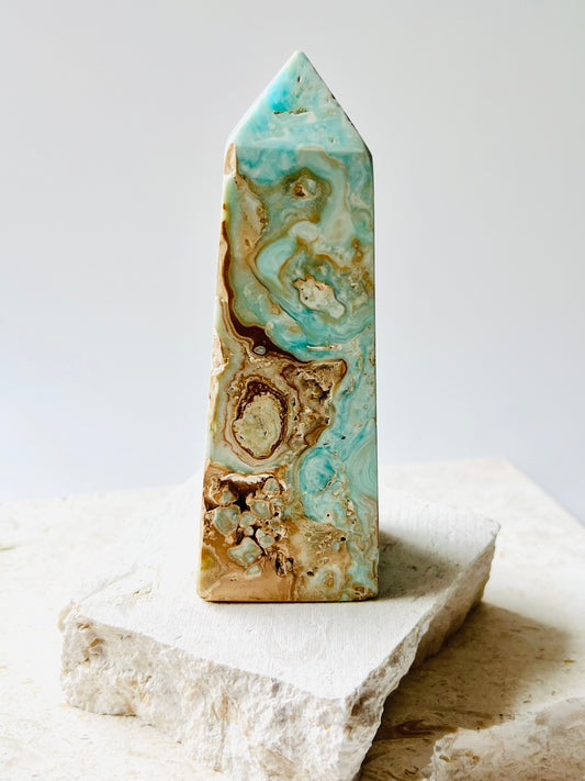 Blue Aragonite tower 455 g